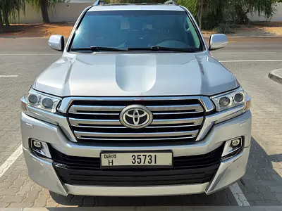 Toyota Land Cruiser 2016 GXR GCC Specs