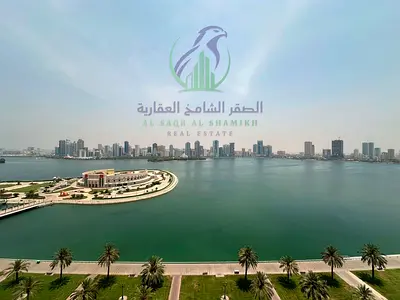 شقة 3 غرف و 2 بلكونة وتراس ومطبخ كبير لمحبي المساحات الواسعة مع غرفة خادمة ماستر وتكييف مجاني وباركن وبول وجيم قريبة من جميع الخدمات