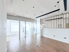 Fully Fitted | 3 Parking Spaces | Mid Floor