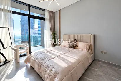Canal Views | Private Balcony | Modern Studio