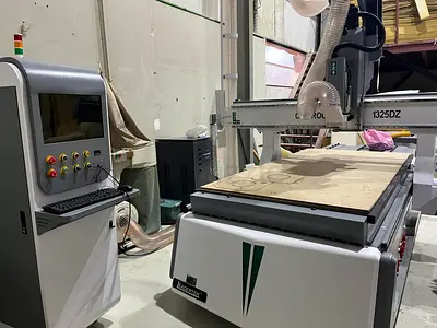 4 AXIS CNC ROUTER MACHINE