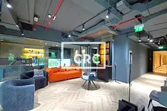 Renovated Office | Chiller Free | DDA License