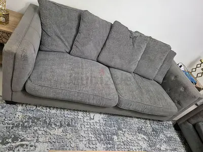 Homes R Us 2- & 3- seater Sofas for free