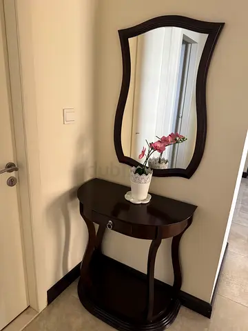 Entrance Mirror with table