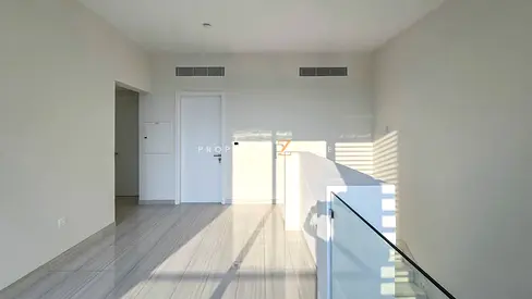 Single Row • Vastu-Compliant • Private Pool
