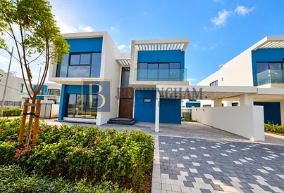 6Br++ I Vastu | Corner Unit | Ready