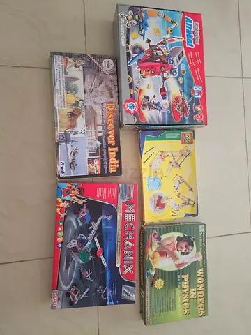 Lot of 5 Educational Building & Science Toy Kits - MechaniX, Wonders in Physics, Discover India