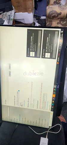 LG Ultrafine Display 32 Inch USB-C 4K UHD IPS Line on Screen Monitor