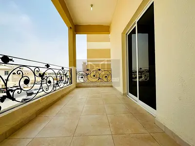 Stunning @ 1-Bedroom | Separate Kitchen | Free Parking | Pvt Balcony | Sunlights Windows