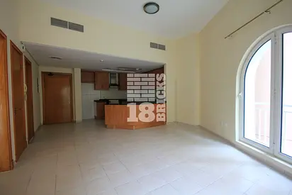 Limited options - 1 Bed + Store | Steps to METRO