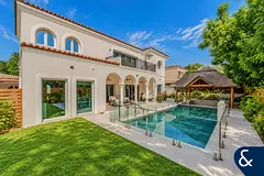 Stunning Villa | Backing Beautiful Greenery
