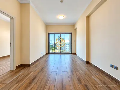Book Now ! Luxury Apartment | Bright And Elegant | Huge Balcony