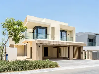 Upgraded Villa | Large 6 Bedrooms | Type D2