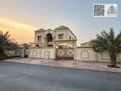 Villa for sale—price includes electricity, water, and air conditioning; offered directly by the ow