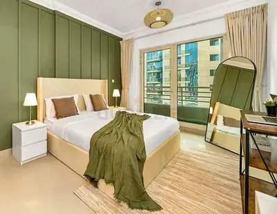 Luxury master bedroom marina
