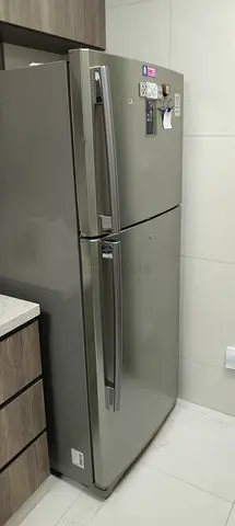 Samsung Top Freezer Refrigerator 450L - Good Condition