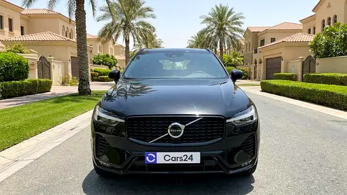 2024 Volvo XC60 photo 2