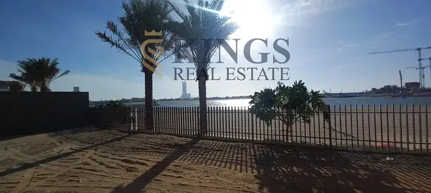 Casino Sea View Beach villa 5 BDR Brand New