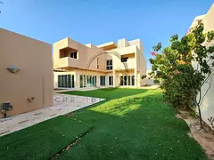 Huge 4BR Villa | Spacious Living Area | Corner Unit