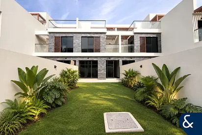 Rare Layout | Huge roof terrace | Brand New