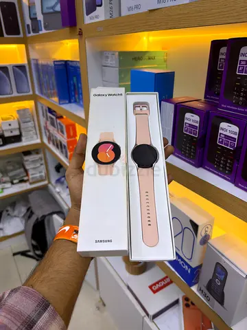 Samsung Galaxy Watch 5 (R900) - assorted models and colors