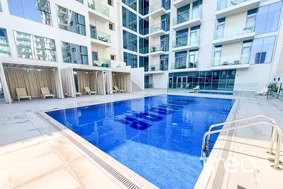Fully Furnished|Pool View|Ready to move in