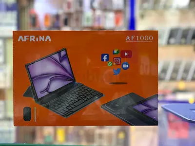 ANDROID TABLET WITH KEYBOARD MOUSE AND ACCESSORIES