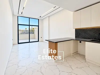 Newly Renovated | Balcony | Parking | Pool & Gym