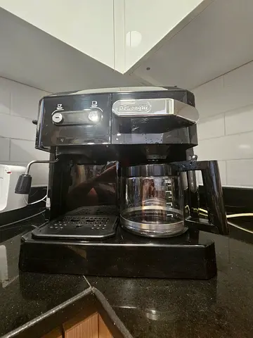 De'Longhi Combi Coffee Machine BCO320 – Espresso + Filter Coffee in One