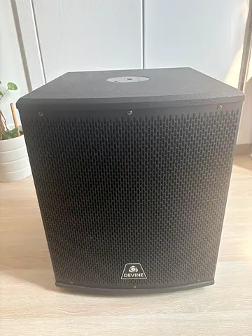 Devine Active Subwoofer / Powered Bass Speaker - Good Condition
