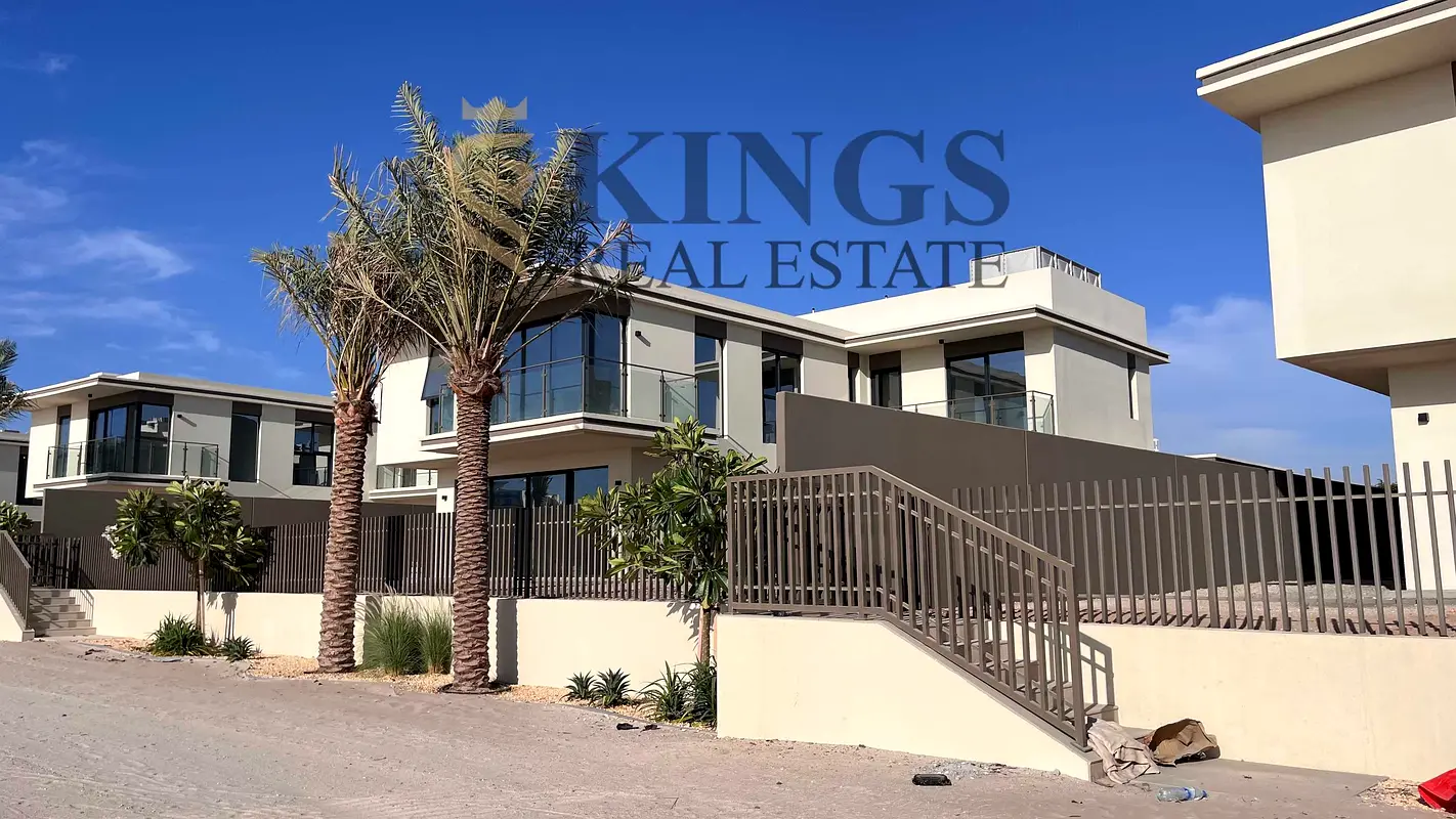 Huge 5 Bedroom + Maid Villa | Private Beach