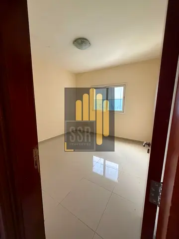 ONE MONTH FREE NEAR RTA BUS 22K/1CHQ FAMILY BUILDING