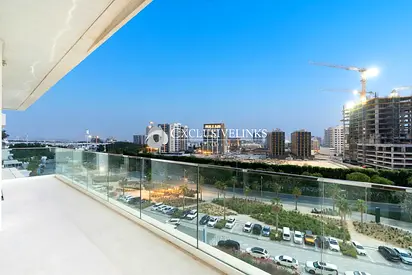 Luxury Unit | Eco Community | Multiple Cheques