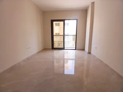Brand new Building lavish 1bhk with Balcony 2 washroom just rent 40k