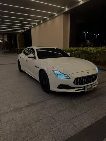 2017 Maserati Quattroporte GranLusso GCC Specs