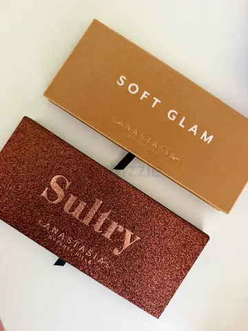 Anastasia Beverly Hills Soft Glam Eyeshadow Palette (Lightly Used)