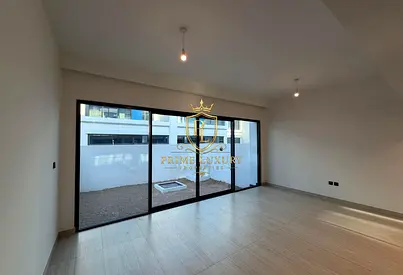 Brand New| Multiple Cheques| Near Park-Central Hub
