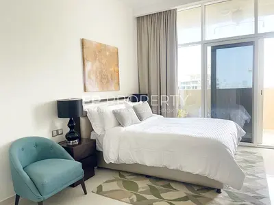 Fully Furnished Pool View Ready To MOVE Vacant