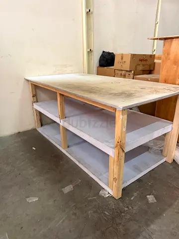 Cutting table for tailors