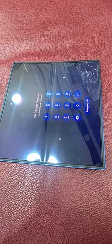 Samsung Fold 7 1TB- Urgent sell