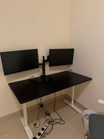 Dual monitor setup with adjustable mount and desk (2x monitors included) 25 inch