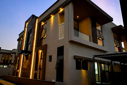 12 cheque payment Brand new 5 Badroom villa in single alone in Al quoz Sharjah price 170k