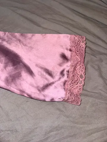Light pink satin camisole/sleep slip with lace trim - size M