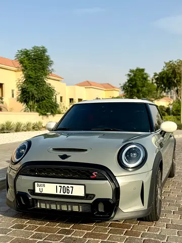 Perfect MINI Cooper S with GCC Specs