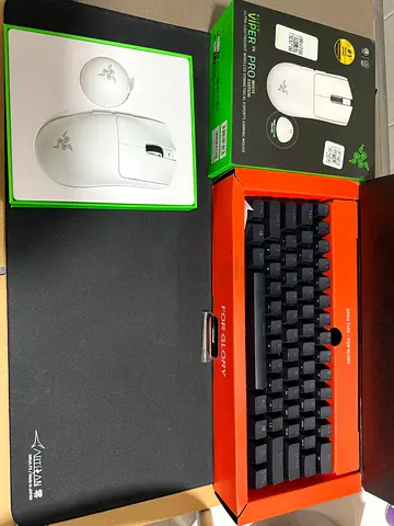 Razer viper v4 , artisan zero soft xl , steel series gen 3 mini