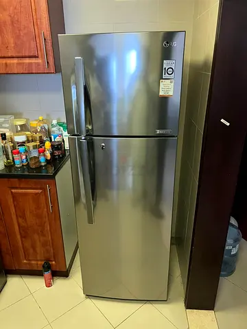 LG New Model Fridge freezer excellent condition