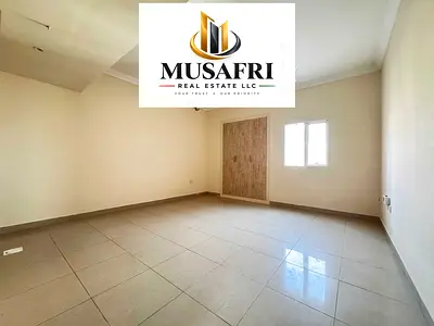 NO COMMISSION-RENT SAME FOR 3 YEARS-1MONTH FREE-FRONT OF SAHARA MALL