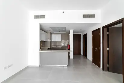 Huge 1BRl Parking l Balcony l Partial Sea View