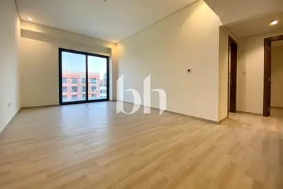 Flexible term |Unfurnished |W/ Balcony and parking