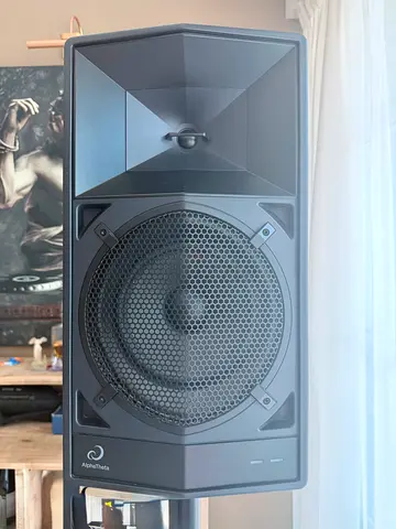 AlphaTheta Wave-Eight 8 inch Portable DJ Speaker with Stand
